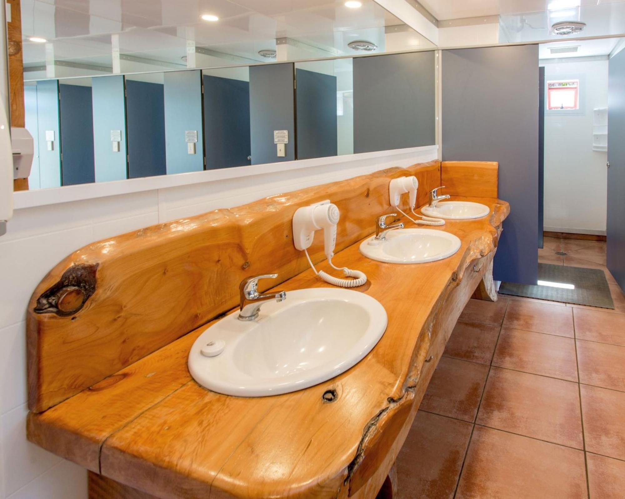Ohakune Top 10 Holiday Park Room photo
